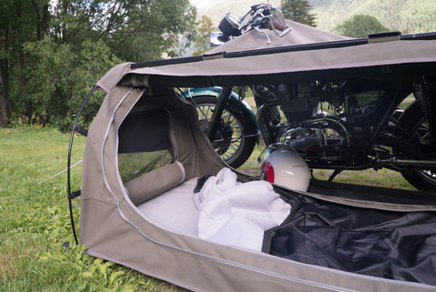 Goose wingman of the road